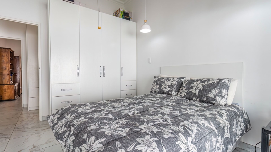 4 Bedroom Property for Sale in Sandy Point Beach Estate Western Cape